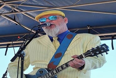 Shinyribs