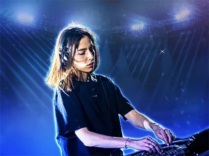Amelie Lens