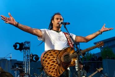 Michael Franti & Spearhead with Wheeland Brothers